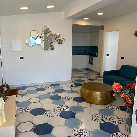 Suite Apartments Branco - Infinity Pool & Sea View - 5 Minuti Dal Centro * Taormina