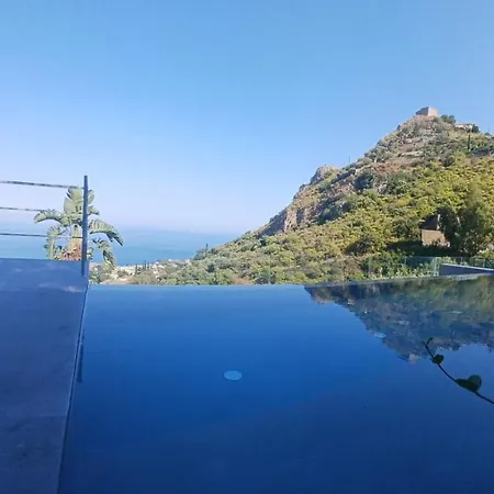 Suite Apartments Branco - Infinity Pool & Sea View - 5 Minuti Dal Centro Apartment *